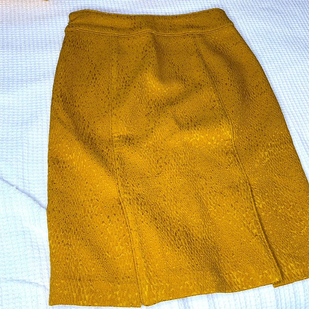 Banana Republic Goldenrod Textured Pencil Skirt